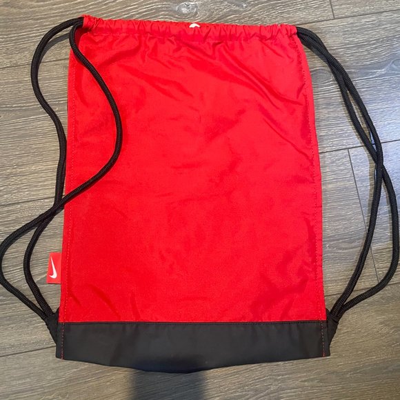 Nike Drawstring Bag - Picture 2 of 3